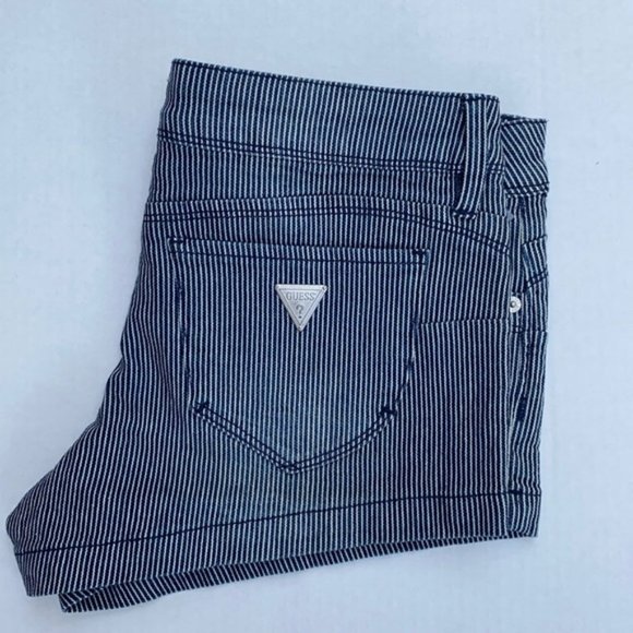 New GUESS Women's Denim Shorts SZ 27 - Picture 3 of 5
